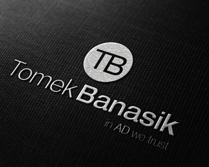 Tomek Banasik logo mokup