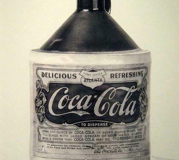 Blog - branding - butelki stare Coca-Cola